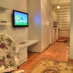 Omer Hayyam Suites Aparthotel 3*