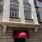 Omer Hayyam Suites Aparthotel