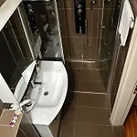 Omer Hayyam Suites 3*