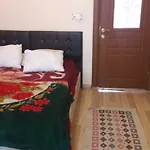 Omer Hayyam Suites Aparthotel