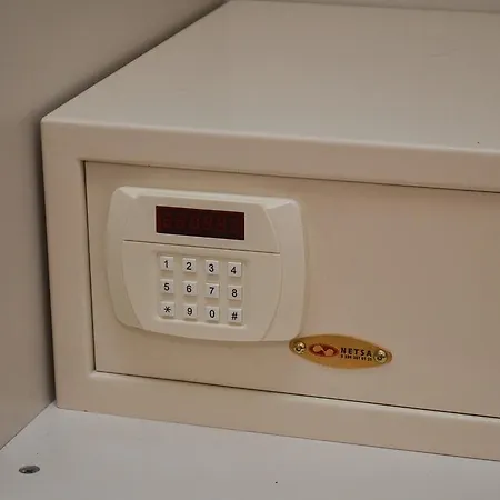 Omer Hayyam Suites 3* Istambul