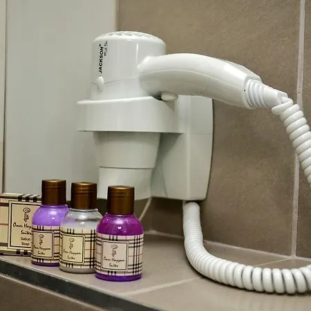 Omer Hayyam Suites Appart hôtel