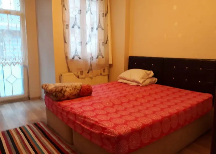 아파트호텔 Omer Hayyam Suites 3*