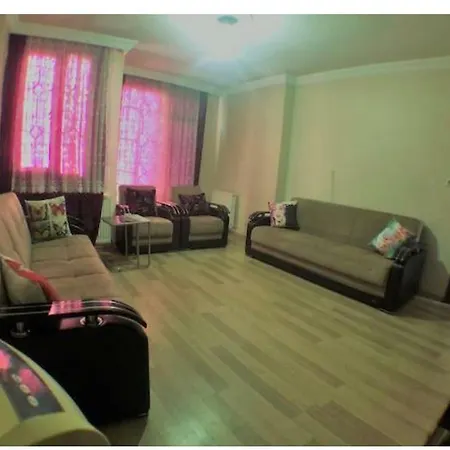 Omer Hayyam Suites Hotel apartamentowy