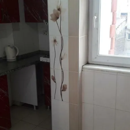 Omer Hayyam Suites 3*