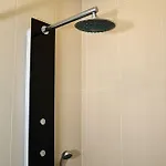 Omer Hayyam Suites 3*