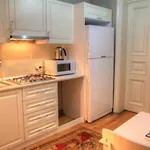 Omer Hayyam Suites Aparthotel