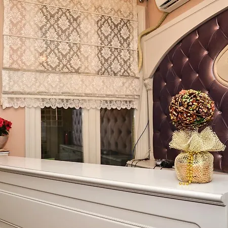 Lägenhetshotell Omer Hayyam Suites