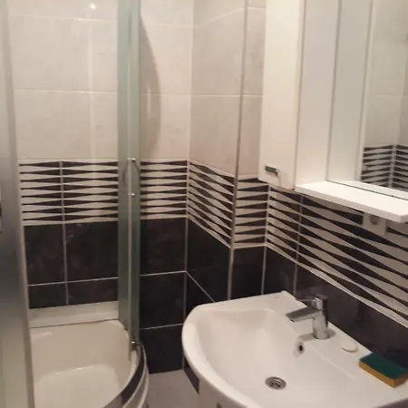 Lägenhetshotell Omer Hayyam Suites